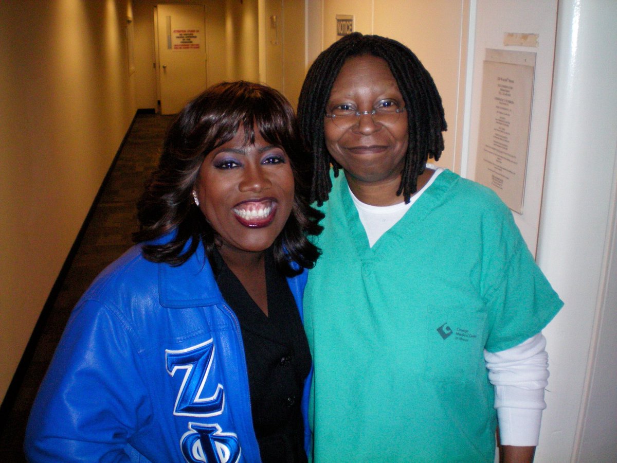 sherylunderwood's tweet photo. ⁦@WhoopiGoldberg⁩ you blessed me that day ⁦@sherylunderwood⁩ https://t.co/OTjA4rKao4