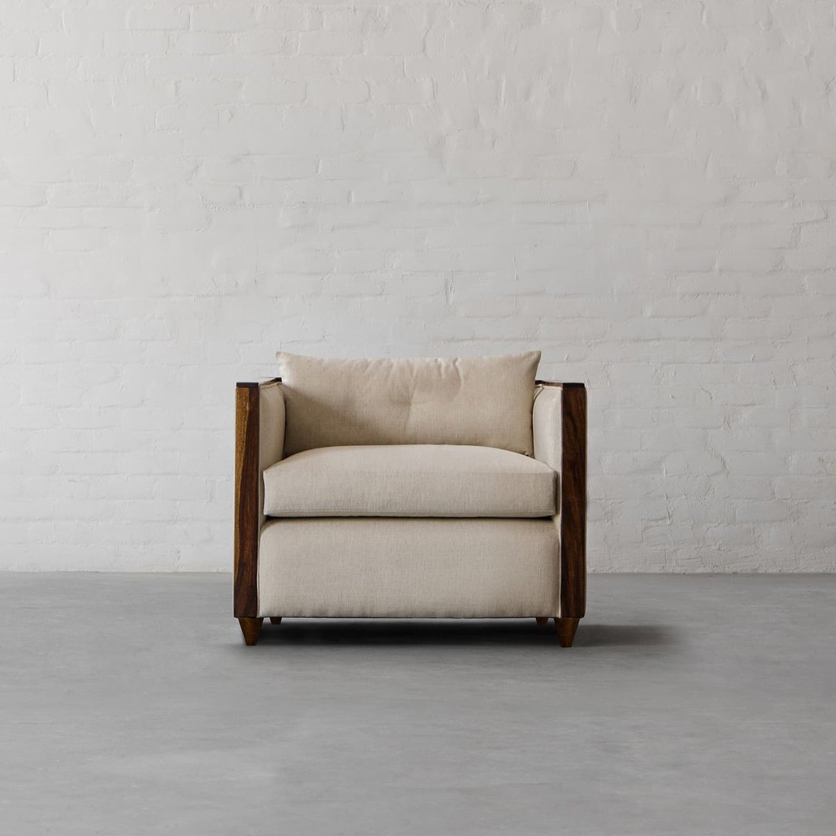 GulmoharLane's tweet photo. Charming designs for a lavish space, our MADRID SOFA COLLECTION is a blend of traditional European inspirations and contemporary artistries.
ORDER NOW https://t.co/papQVGDav7
#fabricsofacollection #interiordesign #sofacollection #tradtionalbasics #gulmoharlane https://t.co/A6oikOu2O4