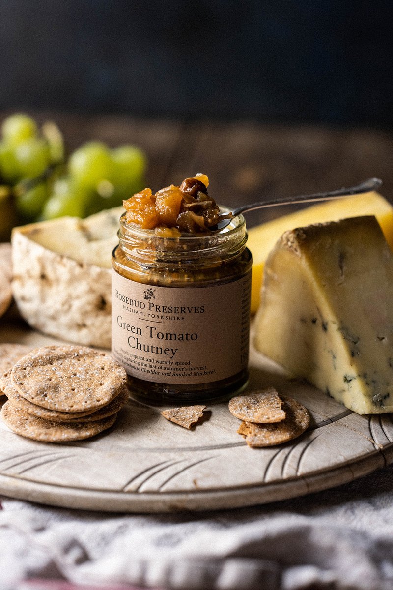 Our Green Tomato Chutney is back in stock and what a classic British chutney this is, replete with aromatic pickling spice and whole yellow mustard seeds.
Just perfect with Blue Cheese and Farmhouse Cheddar.

Available online now ;
ow.ly/AW5n50FBlo0

#rosebudchutney
