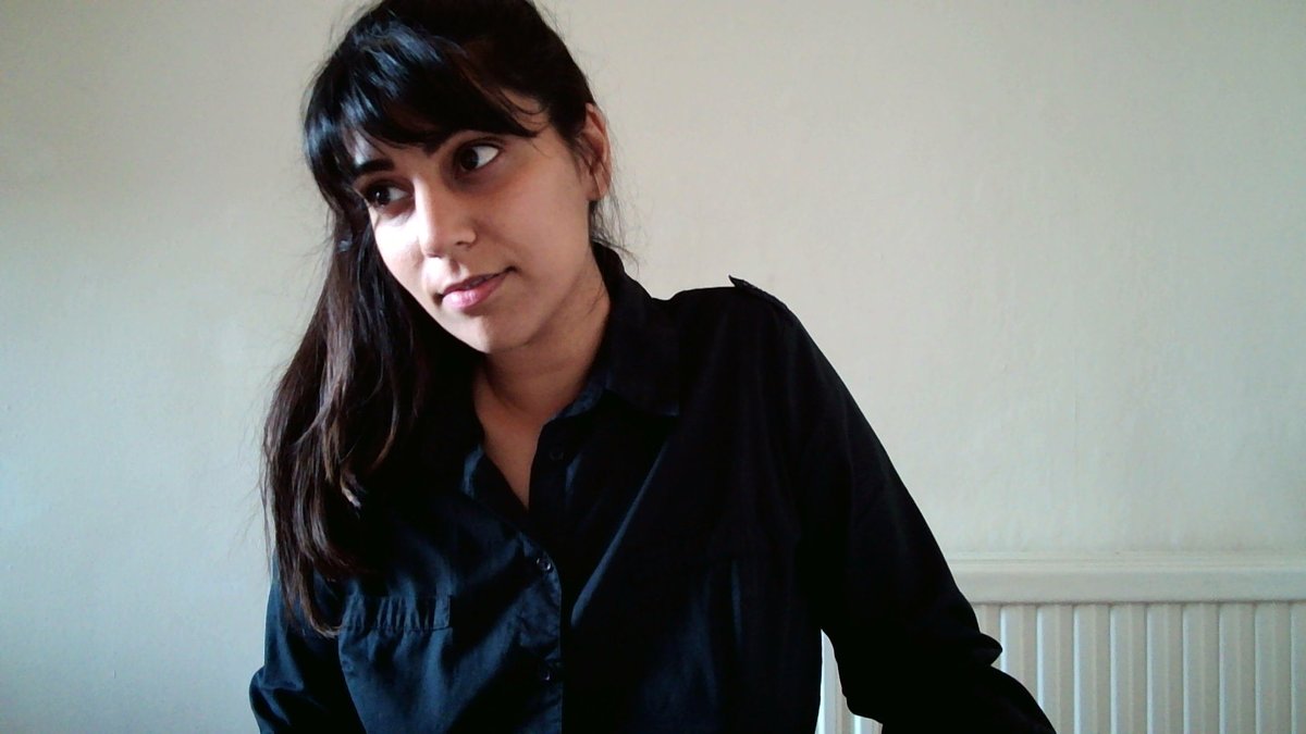 PolygonBooks's tweet photo. Polygon is delighted to announce a new signing to its poetry list, the debut collection from Alycia Pirmohamed, the winner of the 2020 Edwin Morgan Poetry Award. Another Way to Split Water is being published in summer 2022. Read more: 
https://t.co/XyUl3i9CXW
@a_pirmohamed https://t.co/OLBgIe2iAC