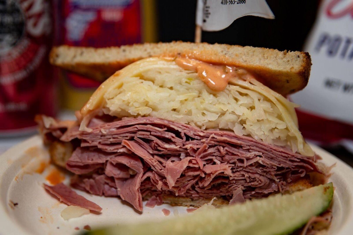 AttmansDeli's tweet photo. Jewish Corned Beef ✔️
Sauerkraut✔️
Melted Swiss✔️
Russian Dressing✔️
Seeded Rye Bread ✔️

Can't go wrong! Happy Friday, folks! https://t.co/jF88aDmigC