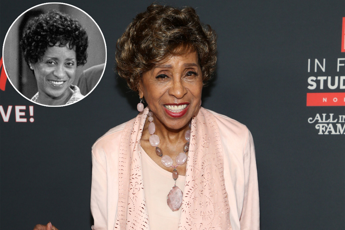nypost's tweet photo. 'The Jeffersons' star Marla Gibbs describes herself as 90 going on 30 https://t.co/FvUulAMFJw https://t.co/pEXT8cd9Bv