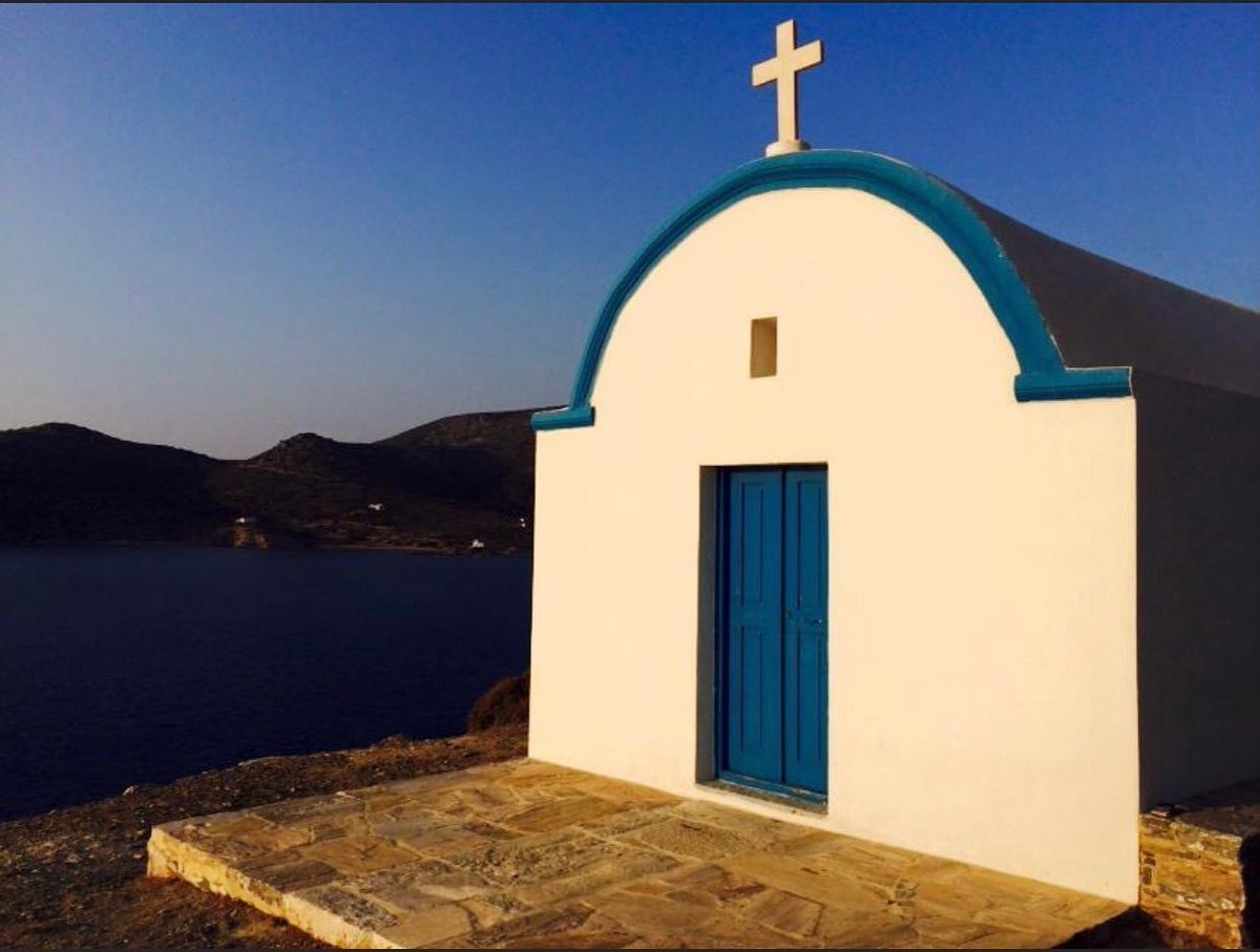 Dawn in Amorgos Island, Greece. #livetobeancient #greece #amorgos #cyclades #dawn #ageansea #greekislands #oliveoil #morningrun #greek