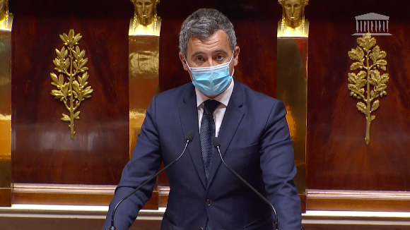 HOSPIMEDIA's tweet photo. Le Parlement adopte le projet de loi terrorisme incluant des mesures liées à la #psychiatrie : accès facilité des préfets aux données #Hopsyweb, ainsi qu'une possibilité de suivi psychiatrique inclus dans une nouvelle mesure de sûreté @CordierCaroline https://t.co/f5j3AQwsND https://t.co/IZFPdt1lx7
