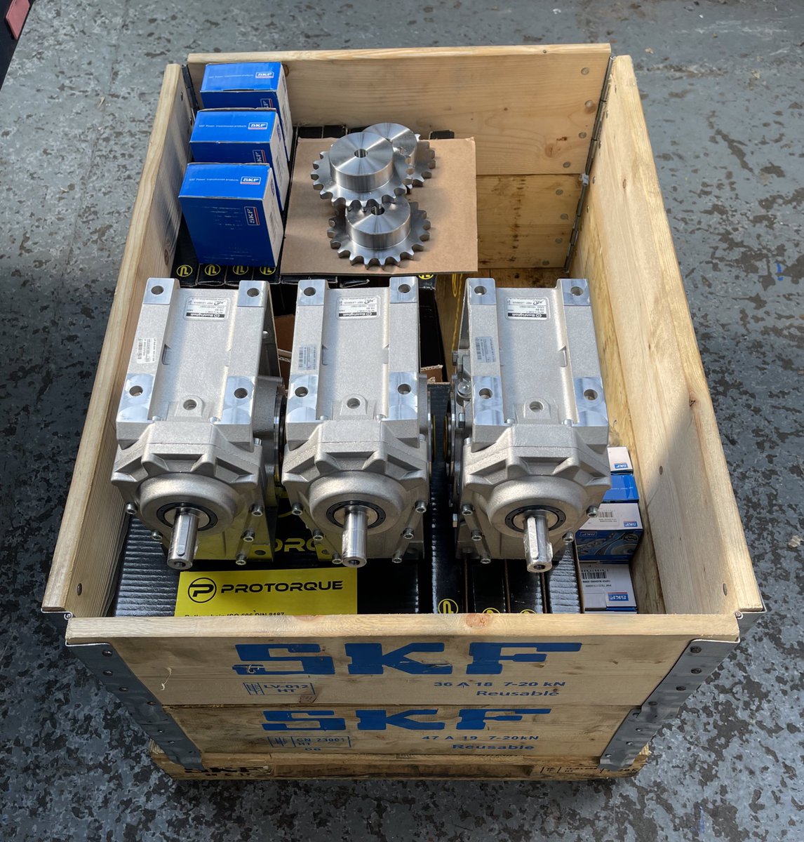 WebbElec's tweet image. Bonfiglioli &amp;amp; SKF. A couple of the many manufacturers that our Engineering Projects Department works with to enable them to complete projects both large &amp;amp; small #gearmotors #bonfiglioli #skf #ukmfg #engineering