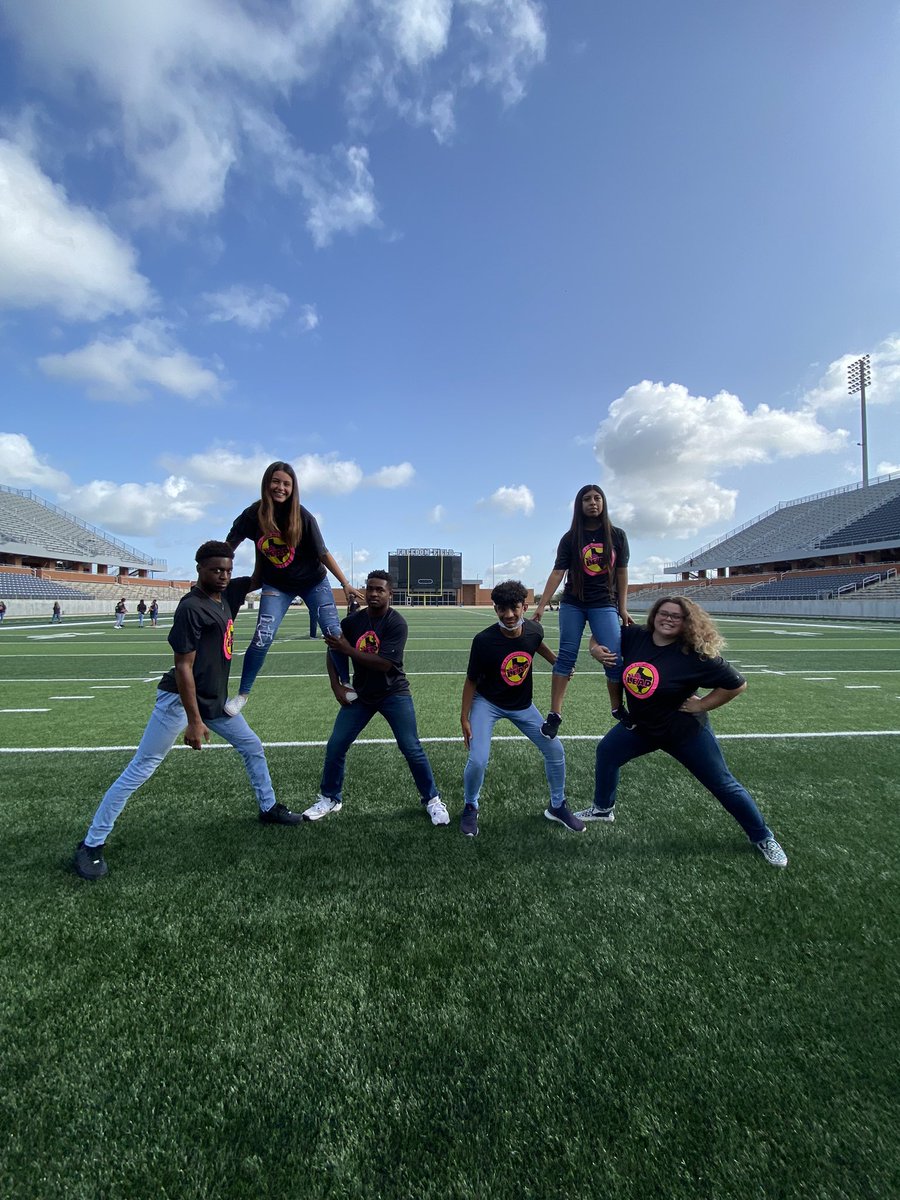 Coach_Driver2's tweet photo. Building leaders mind, body, and soul! #leadAISD @alvinISDAth @MackeySpeaks #table23 https://t.co/VkZmEHd738