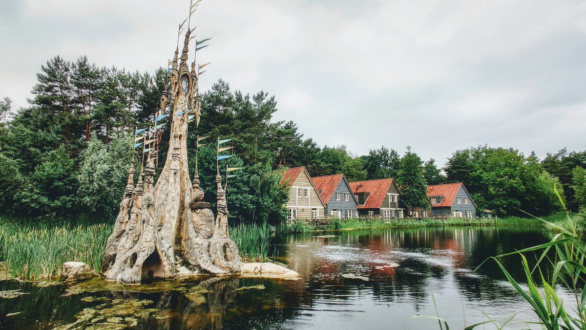 De plek waar sprookjes bestaan 💕
instagram.com/p/CRrD-LGjwja/…