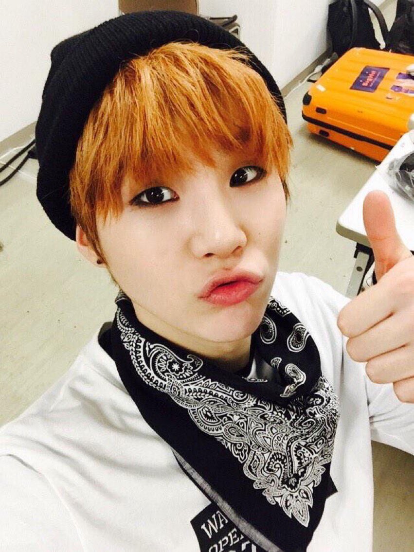wiukvhope's tweet photo. Min Yoongi de Orange hair. Esse é o twett. https://t.co/EXKfjYqvb7