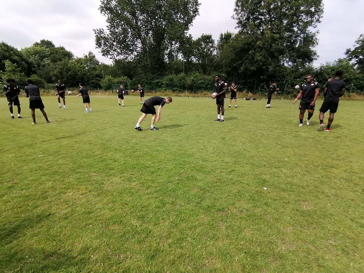 FCUnitedAcademy's tweet photo. Another busy day for the academy!

Today the lads have been doing interval training.

Followed up by some football fitness and small sided games!

Great work by first year's and second years again 👍💪

🟥⬜⬛ https://t.co/X1UZZDHWLM