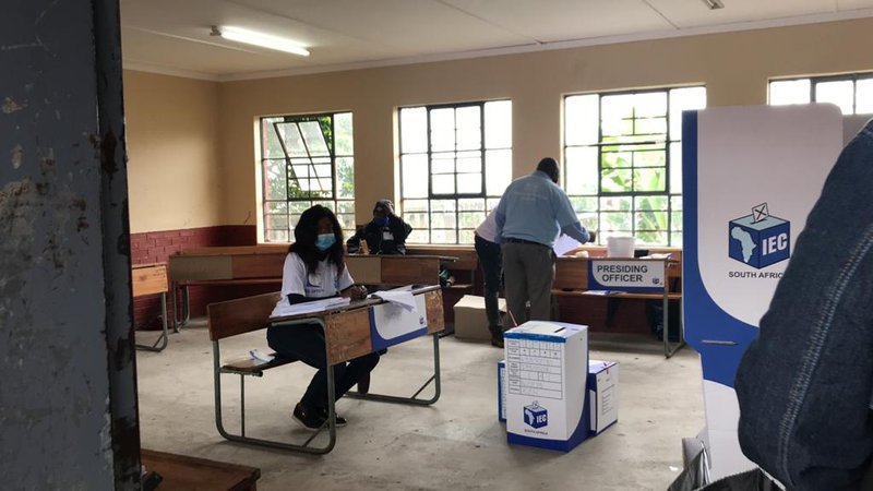 IEC to file urgent application to postpone October polls

bit.ly/3zuM3iQ

<a href="/ecr9495/">East Coast Radio</a> | <a href="/NomfundoSeabre_/">Nomfundo Ngcobo</a>