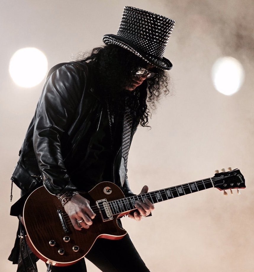 retrochenta's tweet photo. Hoy cumple 56 años Slash, el legendario guitarrista de los Guns N' Roses. https://t.co/GZM7P6w8va