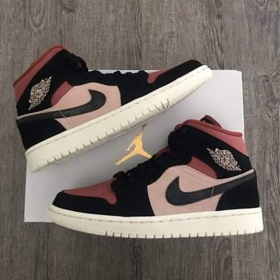 Z's Kicks tweet media