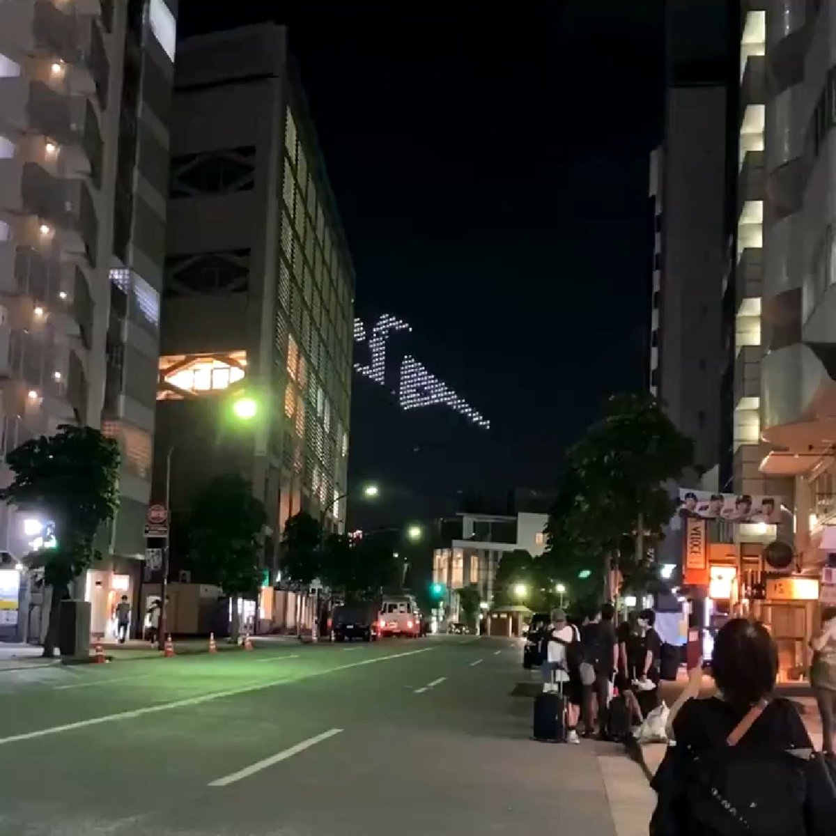 東京オリンピック開会式のピクトグラム ドローンでもやってた模様 Togetter