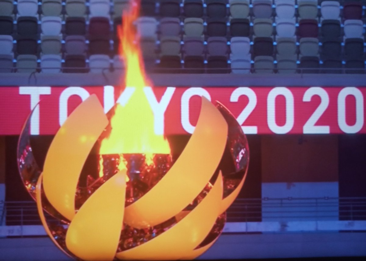 RafaMoraJ's tweet photo. Finalmente el #fuegoOlimpico.
Vienen las grandes emociones!!!
Vamos #Mexico!!!
#Japan #StrongerTogether #StrongerForever #Judo #fire #OlympicGames #Olympics2021 #OLYMPICGAMESTOKYO2020 #Olympic #OlympicFire https://t.co/Zgve2vH8Rf