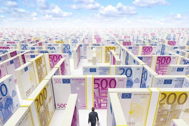 tiberghientax's tweet photo. 'Lokale fiscale ambtenaren zijn alle autonomie kwijt. Er is geen passend lokaal maatwerk meer.' @koenvanduysetax  met alweer een boeiend opiniestuk voor magazine Trends.

👉 https://t.co/58a1PNR8vh

#fiscaleambtenaar #fiscaleadministratie #trendsmagazine #aangifte #column https://t.co/TY0sV2PGw7