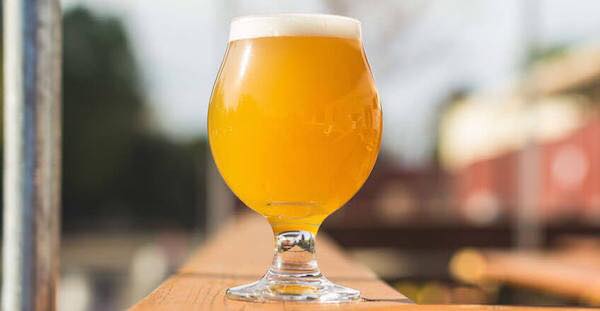 BeerCloudIE's tweet photo. There's always one..."I don't like craft beers"
As we always say "You haven't had the right beer!"
https://t.co/7Q0ZokrUQo has a mountain of wonderful Irish craft beers to choose from. You're bound to find a beer you'll love π
#BeerCloud #craftbeer #drinkirish #craftbeerlover https://t.co/CRneqldGVZ