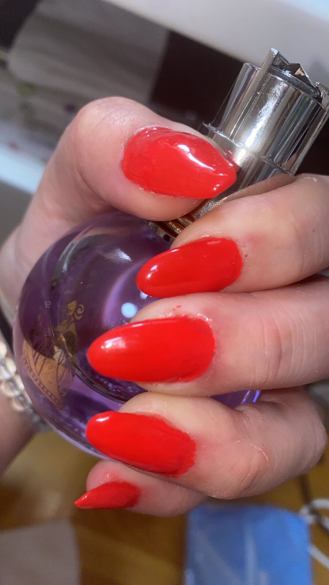 برچسب スカルプチュアネイル در توییتر