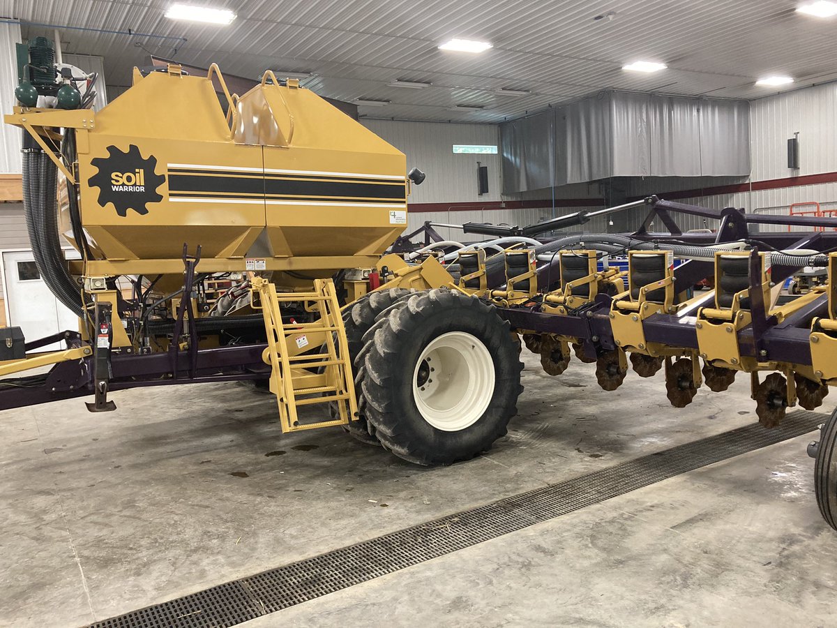 For Sale: 2009 Soil Warrior. Tanks sandblasted and powder coated. New stainless meter bodies. 16 row lead coulter setup on X units. Also 8 deep cogs included. Field ready. 8 of the rows have very few acres on them. Please DM for more details. Appreciate retweets. Asking $135,000