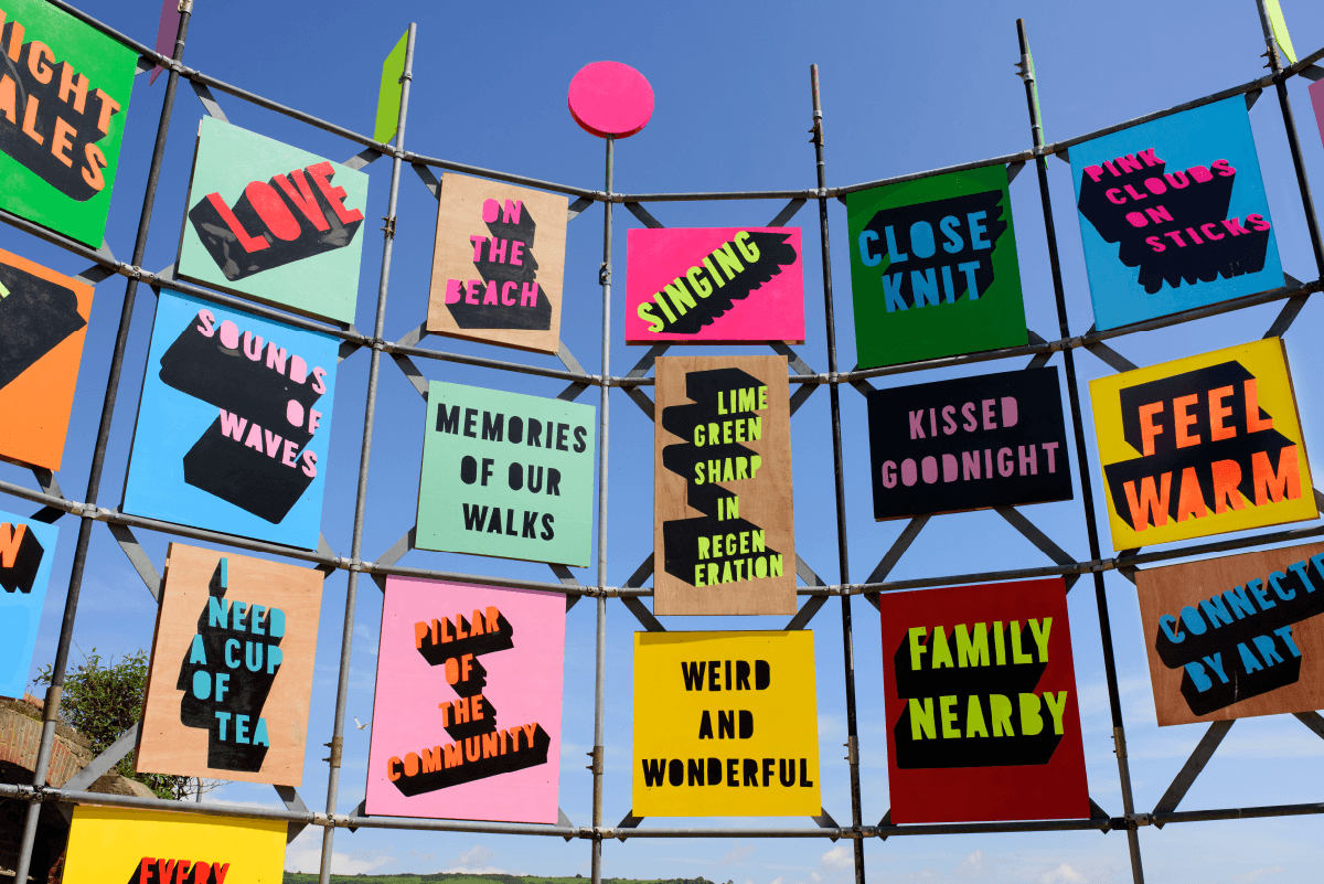 What a fantastic first week! ☀️

Folkestone now boasts 28 new artworks by internationally acclaimed artists waiting to be discovered across the town! 

Free and open to everyone! 

creativefolkestone.org.uk/folkestone-tri…

📷 Thierry Bal