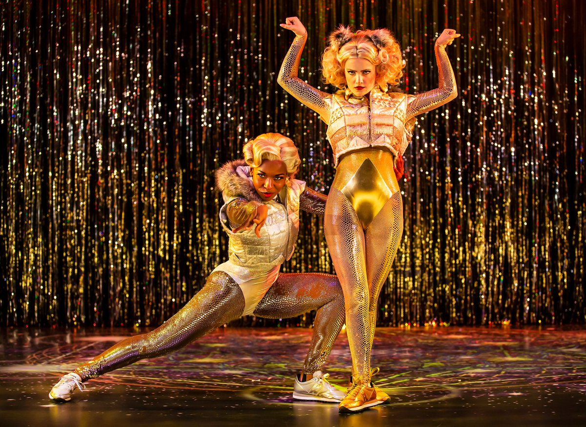 EM_Theatre's tweet image. 4* review for a hilariously magical production of #MagicGoesWrong by @mischiefcomedy and @CWPennandTeller #BenHart eastmidlandstheatre.com/2021/07/23/rev… @whatsoninleics Book now. You can't go wrong. It's MAGIC!