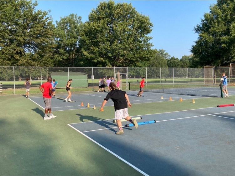 JacksonDistrict's tweet photo. The Tuckerman Tennis team has been practicing the past few weeks. Getting our tennis courts resurfaced at SMS and ready to start the season. Thanks to Coach Ken Brown and our administration for getting this program started for our school. Go Bulldogs! https://t.co/unophUl4Eg