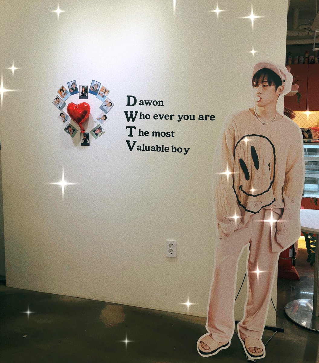 DWTV724's tweet photo. 🎉 𝗛𝗔𝗣𝗣𝗬 𝗗𝗪 𝗗𝗔𝗬 ! 🎉
 
📺 𝟭𝟭:𝟬𝟬 𝗮𝗺 - 𝟬𝟴:𝟬𝟬 𝗽𝗺

🍌 생일 당일에는 추첨을 통해 다원 나이트 루틴 세트를 드립니다! 영수증 하단을 확인해 주세요 💖

#pro_birthdayboy_Dawon 
#나는_다원_프로생일러 https://t.co/qwwCg1WVHV