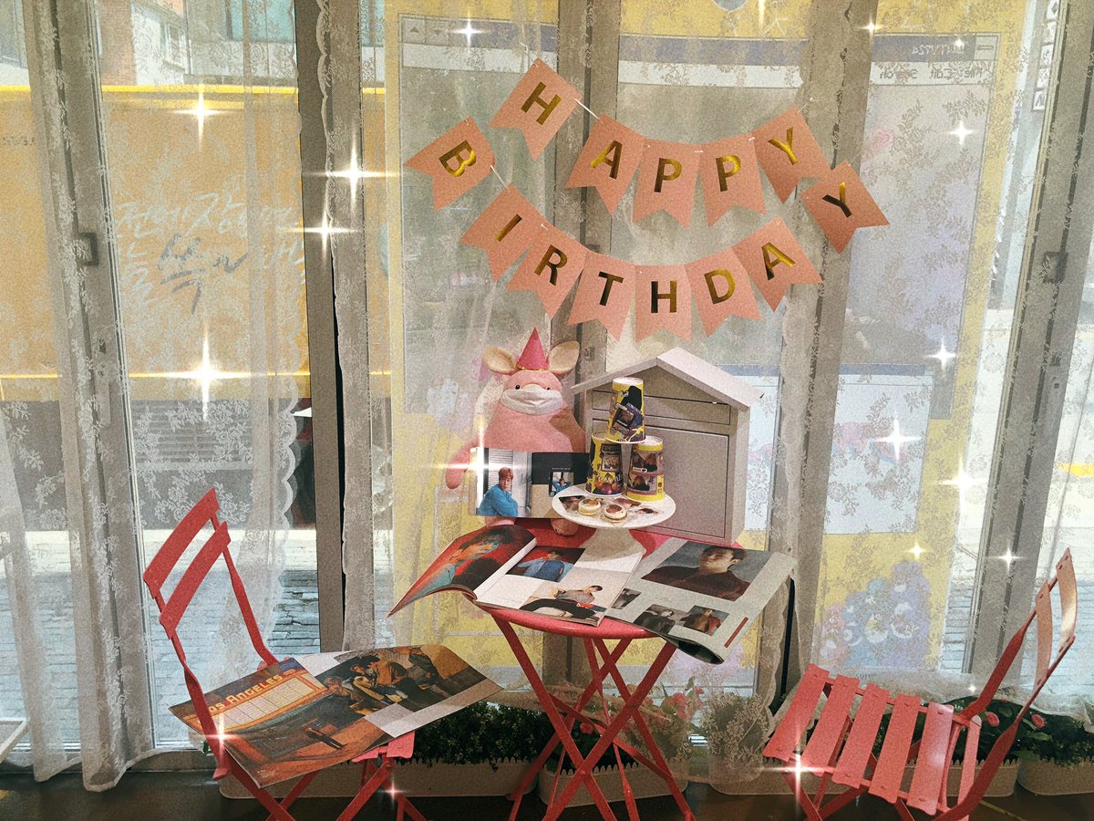 DWTV724's tweet photo. 🎉 𝗛𝗔𝗣𝗣𝗬 𝗗𝗪 𝗗𝗔𝗬 ! 🎉
 
📺 𝟭𝟭:𝟬𝟬 𝗮𝗺 - 𝟬𝟴:𝟬𝟬 𝗽𝗺

🍌 생일 당일에는 추첨을 통해 다원 나이트 루틴 세트를 드립니다! 영수증 하단을 확인해 주세요 💖

#pro_birthdayboy_Dawon 
#나는_다원_프로생일러 https://t.co/qwwCg1WVHV