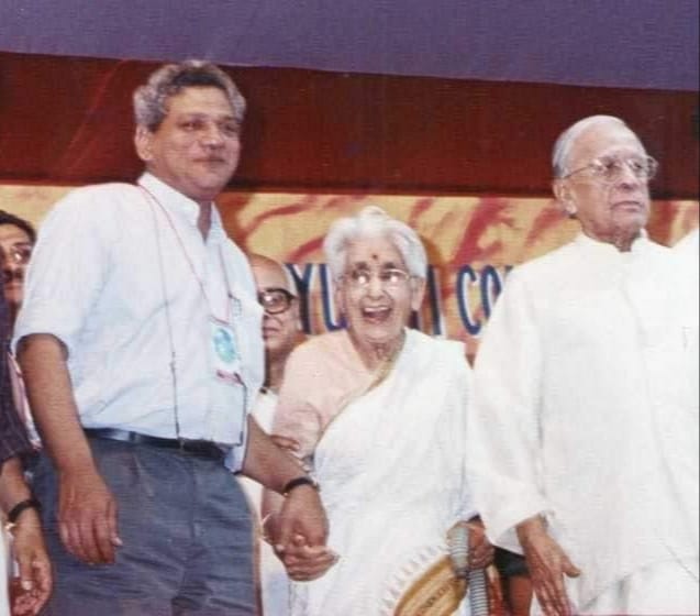 SitaramYechury's tweet photo. A comrade forwarded this photo today, the day 9 years ago when Capt. Lakshmi Sehgal left us.
 So much to learn from the valiant, brave and wonderful Comrade. Her life was  focussed for securing us all a better world. 
Her revolutionary spirit continues to inspire. https://t.co/ylD5a2mF6p