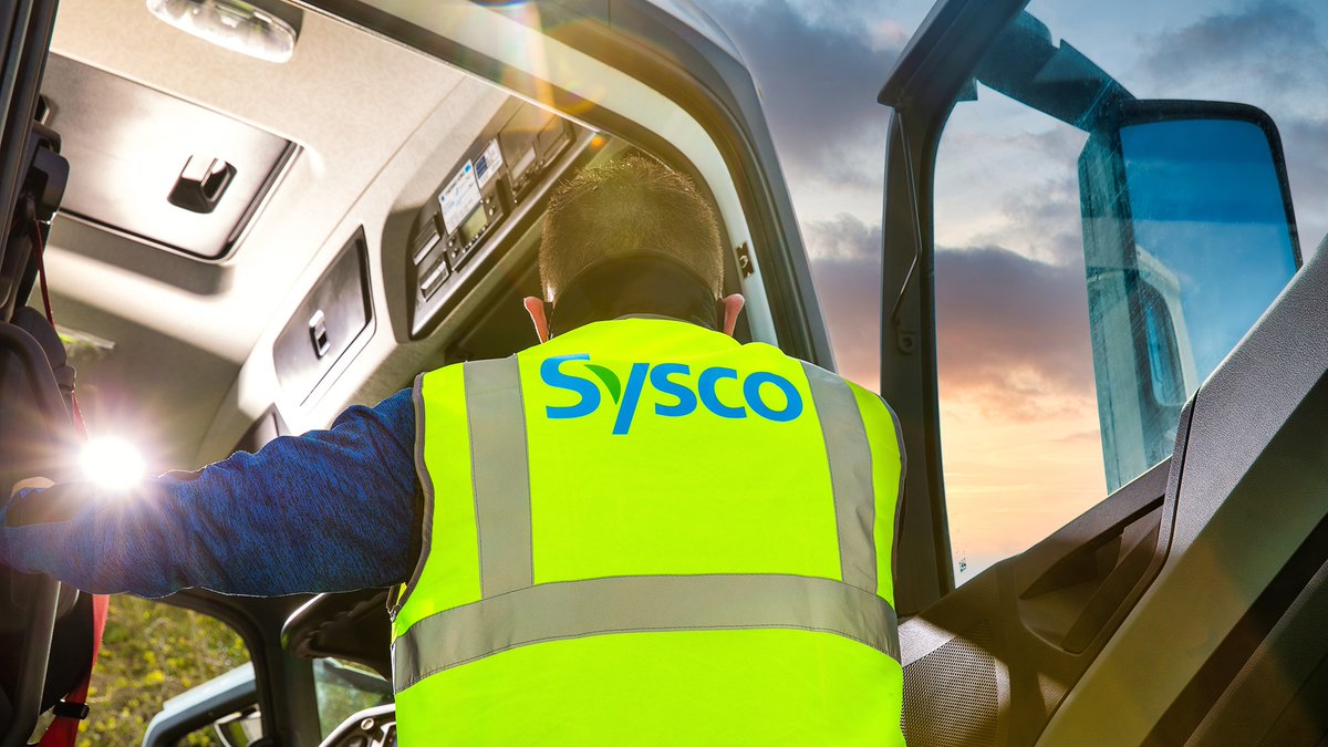 syscoireland's tweet photo. ❗ ❗ Attention Job-Seekers ❗ ❗  

🍔 Are you eager to join Ireland's largest foodservice provider? 

💼 Sysco is currently hiring for their Operations &amp; Supply Chain Organisation in association with @LogisticsAssoc1

👩‍💼 To learn more, visit  https://t.co/KCyCMlvB4J https://t.co/ZmcUq6lwS0