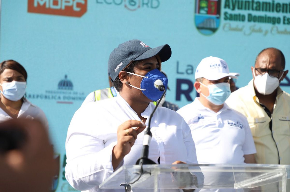 JuventudRD's tweet photo. En respuesta al llamado del presidente @luisabinader, participamos en el lanzamiento de la jornada La Ruta de la Limpieza en Santo Domingo Este.
#MinisteriodelaJuventud #EcoJuventudes #AgentesVerdes #AgentesAzules #RutaDeLimpiezaEnSDE https://t.co/fs4AkeUymG