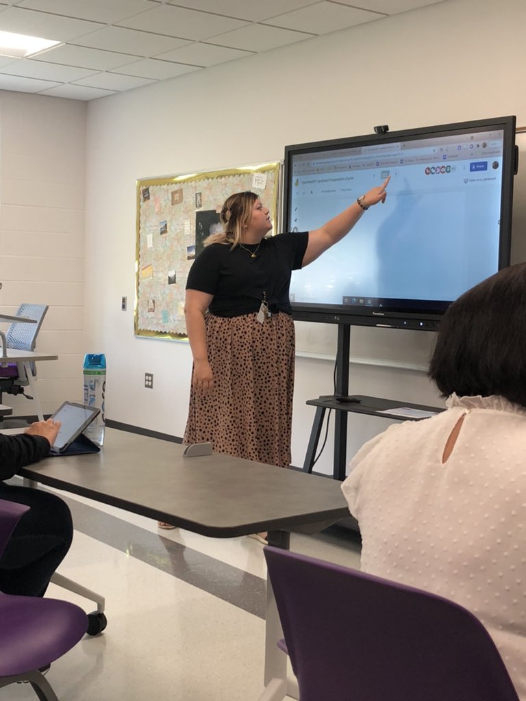 We’ve come full circle now!! I taught Jade in PRESCHOOL!! Now she’s leading a room full in #TMKY21 #proudteacher