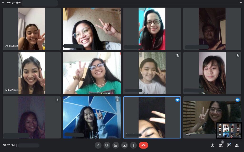 eyyvaaa's tweet image. thankyou so much for spending your time @iamikapajares &amp;amp; @iamandiabaya with us!!💕 u guys make us happy today hihi, again happy 1st monthsary to team buga! i love you all so much!! 💫🦋

#BugaDay