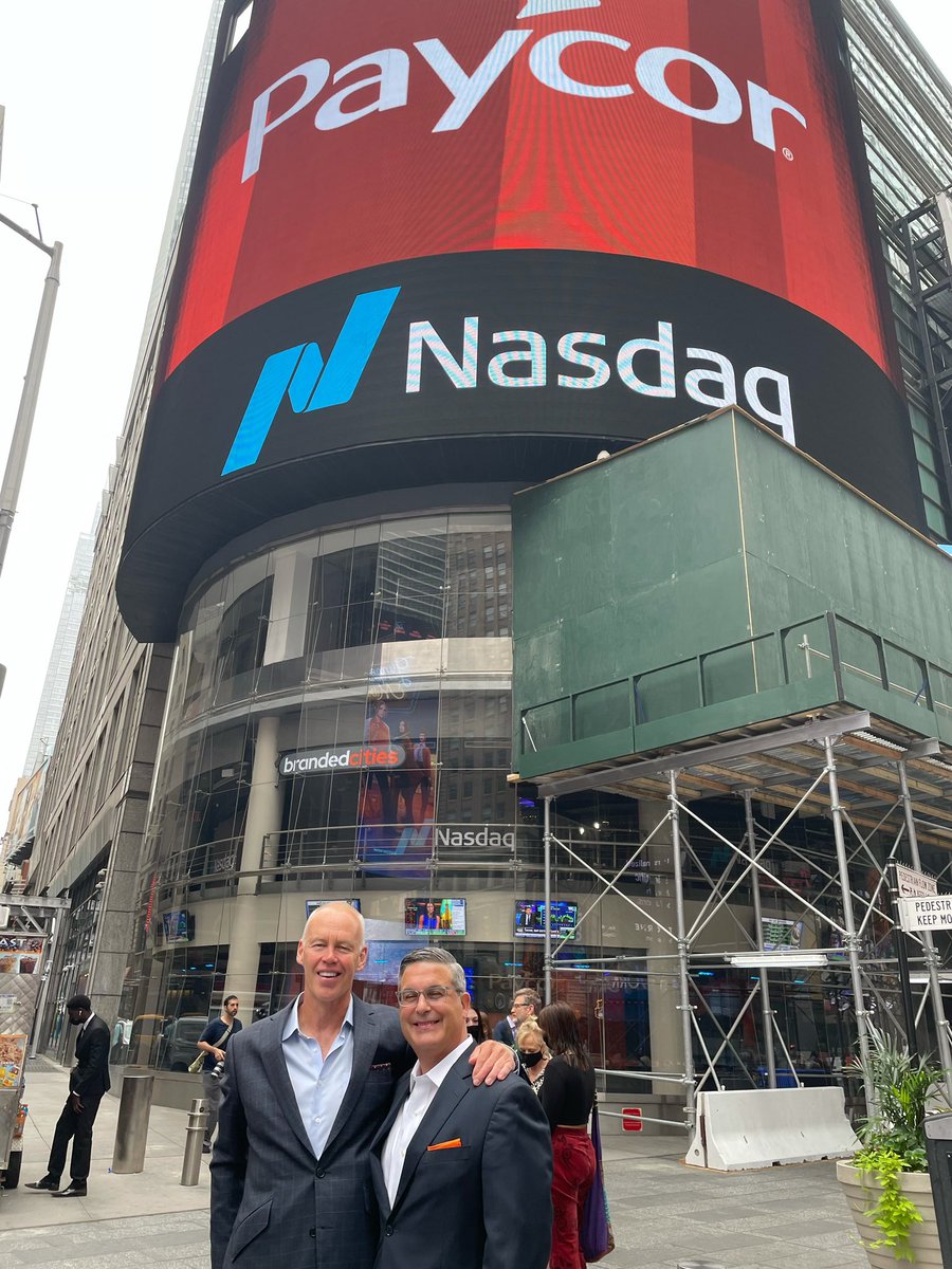 TimRayHolcomb's tweet photo. Another @MiamiUniversity @FarmerSchoolMU alumni-led company completed an #IPO. Congrats to @Paycor Chairman Bob Coughlin MU ‘83, Board Member Scott Miller MU ‘82, CHRO Karen Crone MU ‘88. https://t.co/p0YEHd6fZo #LoveandHonor #BeyondReady @MiamiAlum @MiamiU_ENT https://t.co/wAcg5Vgm2I