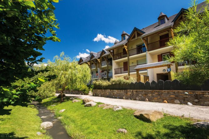 L’été au sommet
Cet été partez à la découverte de la station Saint Lary Soulan, située au cœur de paysages époustouflants dans les Hautes Pyrénées 👉bit.ly/3rs6Vo8