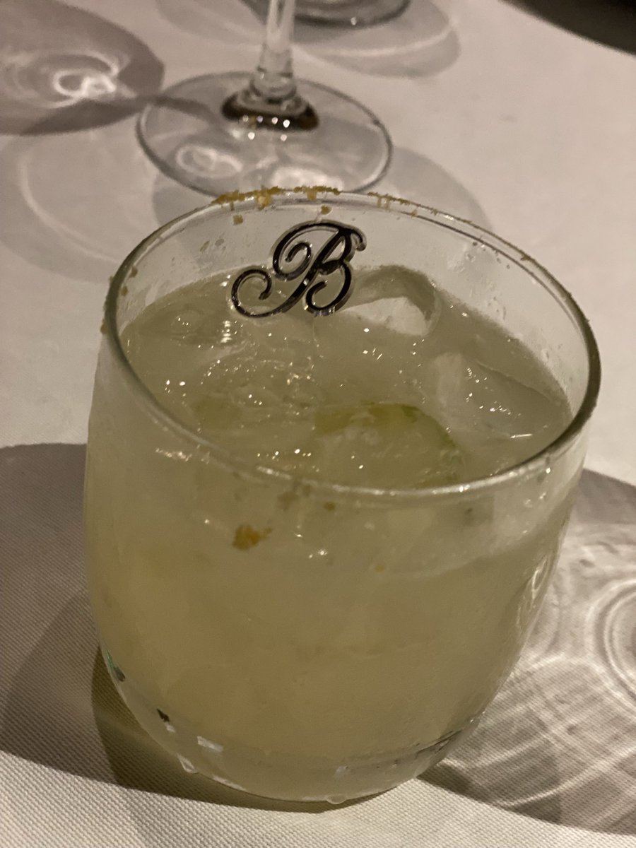 lynbadoni's tweet photo. #Bellagio #Dinner at #Prime also a delicious dinner 🥰 loved it all. #Vegas #Margarita #CremeBrulee #lasvegasstrip https://t.co/79tJueJZcy