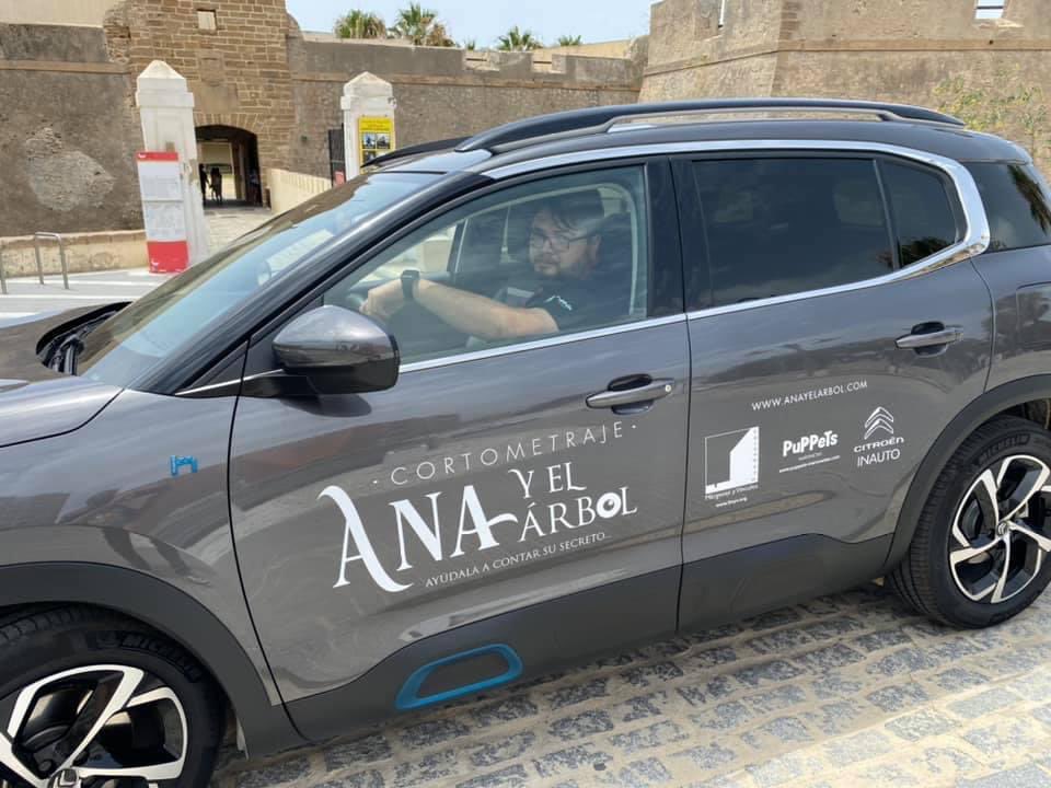 Puppetsworkshop's tweet photo. 🔴 ¡#Citroën nos ha cedido 5 coches magníficos! (3 coches híbridos y 1 furgoneta de ocho plazas eléctrica y otro de gasolina, todos a estrenar, totalmente serigrafiados y de alta gama)
Concesionario: #Inauto
https://t.co/T0o56eHryX https://t.co/mbmmw583ev