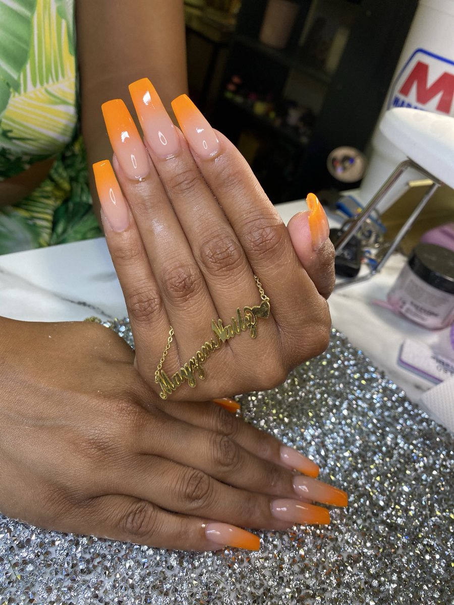 onlyonemayyy's tweet photo. Yesterday was a year for me ! Follow my Ig : @mayzennailz 💟 https://t.co/W2D0MkOE75