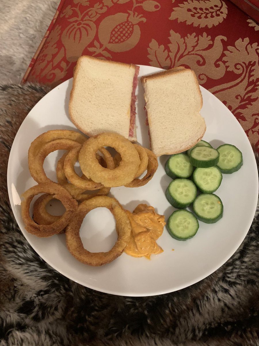 dialofdestiny's tweet image. I was able to get groceries today, finally, and to eat a regular home cooked meal... 🥺

Wow. Humbling. I hope we all learn how much these things really mean, and how important they are to feeling human, during all this.

#QuaratineLife