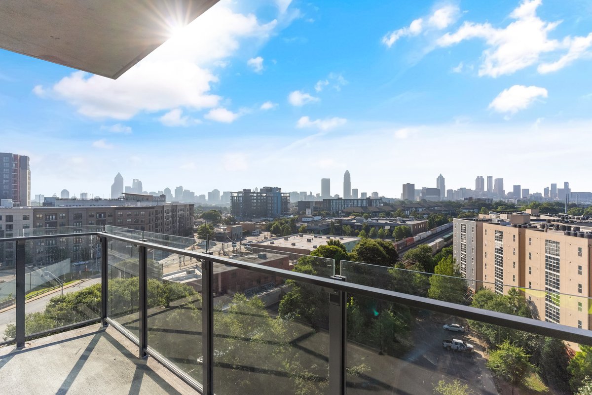 18 floors up and already on cloud 9! 🌇