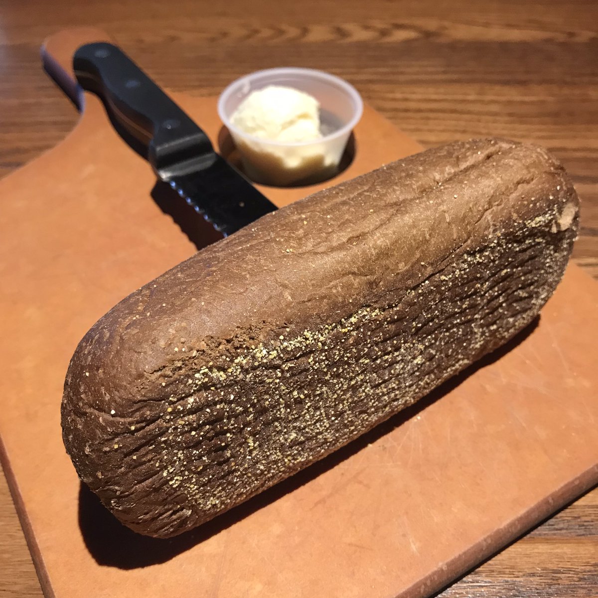 kermelbar's tweet photo. I waited long enough to take the picture. #eatthebread https://t.co/L2Z3SpKAZJ
