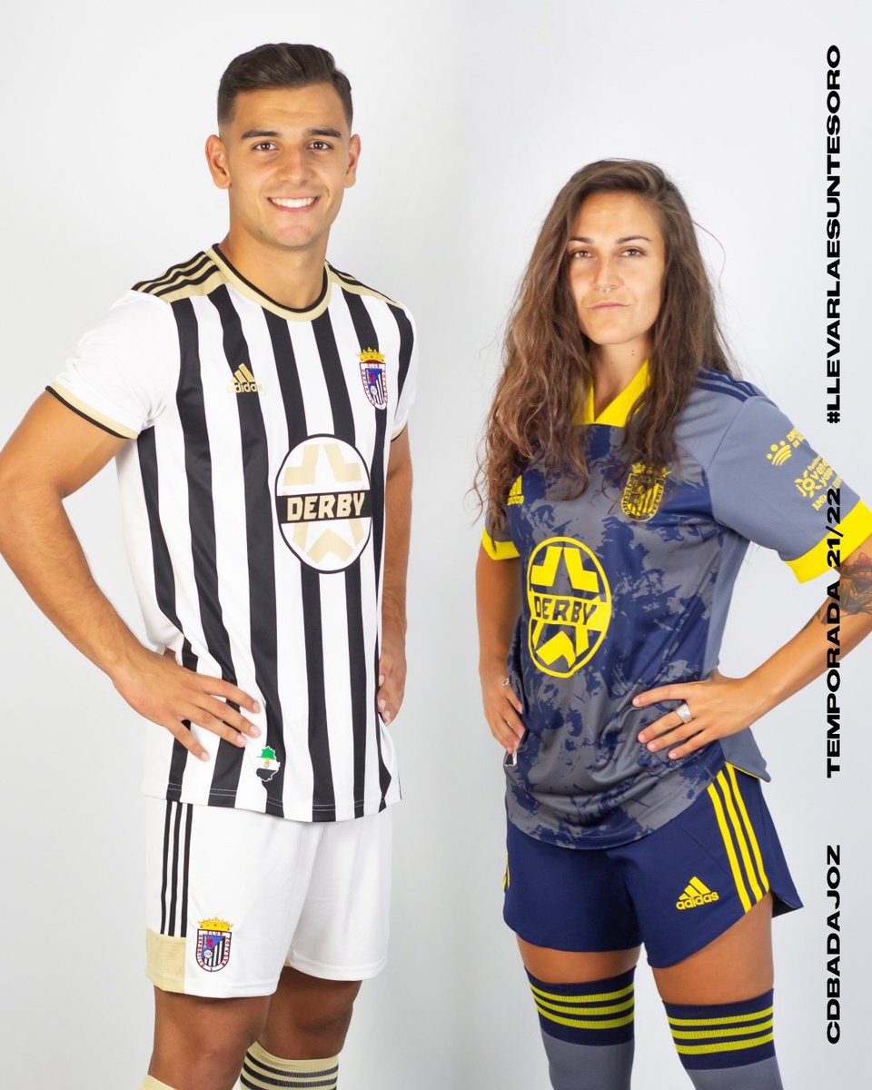 CDBadajoz's tweet photo. ¡Aquí las tenemos! 🙌

🆕 Os presentamos nuestras equipaciones para la temporada 2021/2022

¿Qué os parecen? 🤔

#LlevarlaEsUnTesoro🗺 https://t.co/fTQyis4bPF