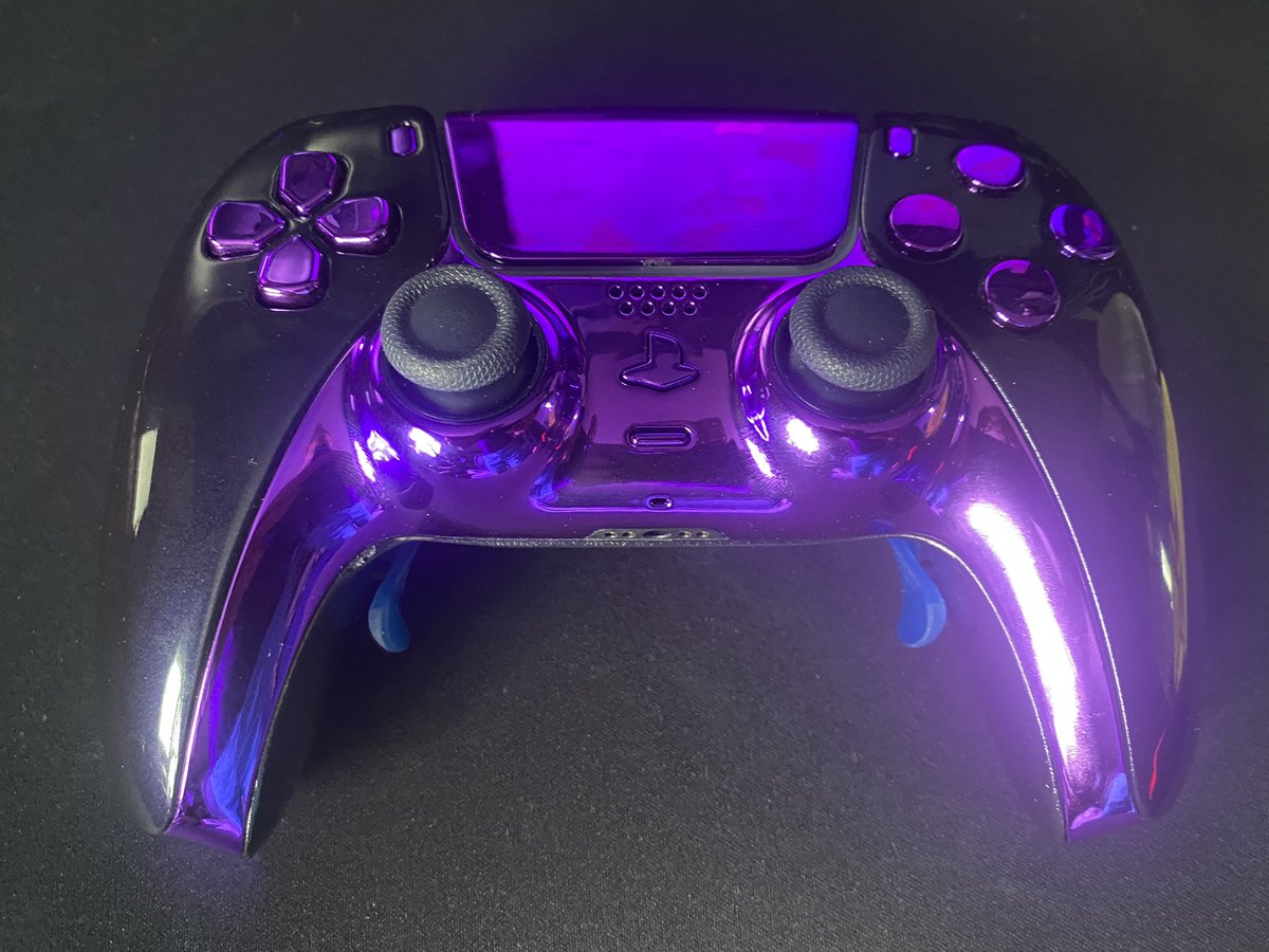psmods_uk's tweet photo. Metalised Pro PS5 controller with Back paddles and QuickFire triggers https://t.co/xDxI0QDUYG