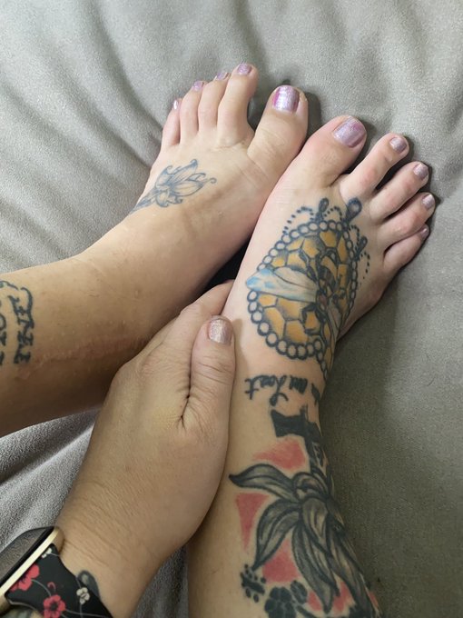 I hope you drool over them ✨

feet feetpic sellingcontent buyingcontent sole feetfetish feetlover secret