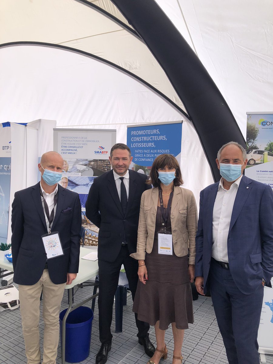tierceli's tweet photo. 2ème jour du congrès du GMPV @FFBatiment à Albi. Les équipes de @GroupeSMA mobilisées pour répondre aux besoins des professionnels du photovoltaïque #btp #assurance https://t.co/0N64A4TQcB