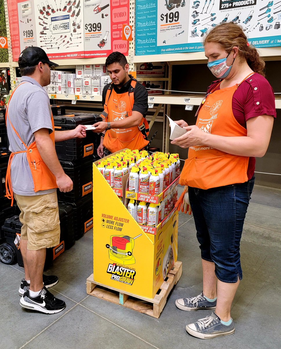 Got to celebrate our team today, thanks  SDL Jeremy for taking care of our associates and handing out milestones. Congrats Michael and Cameron on PLATINUM! #THD8966 <a href="/JasonBallDM198/">Jason Ball DM198</a> <a href="/LeahVienhage/">Leah Vienhage</a> <a href="/HD8966Jason/">jasonHD4732</a> <a href="/DederaThomas/">Thomas Dedera</a> <a href="/JonathanMayhak/">Jonathan Mayhak</a> <a href="/Calipenguin3/">Calipenguin</a>