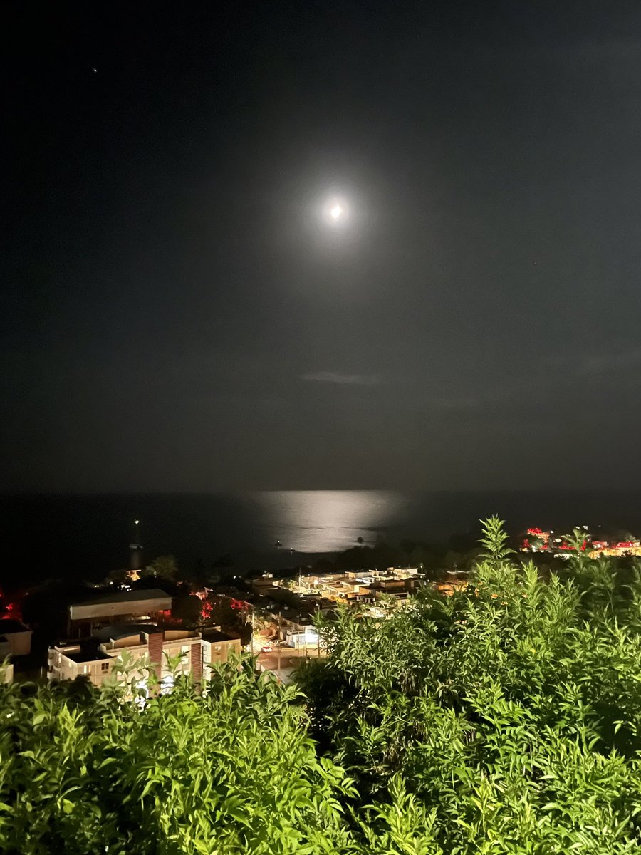 Perhaps I should’ve gone to bed earlier last night… but then I wouldn’t have snapped this pic.

Note the moonlight reflecting off the ocean. What a sight. 🌝