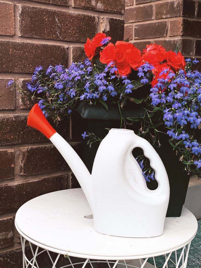 BramptonLibrary's tweet photo. These long summer days are a perfect time to pick up a new skill &amp; let your creativity run wild. Join Librarians Erin and Justine on July 27th for this months virtual #MakerMeetup and show off your warm weather DIYs!

https://t.co/2W1jVNkqHR
#makersgonnamake #SRC #3dprinting https://t.co/uNz0Ao41O3