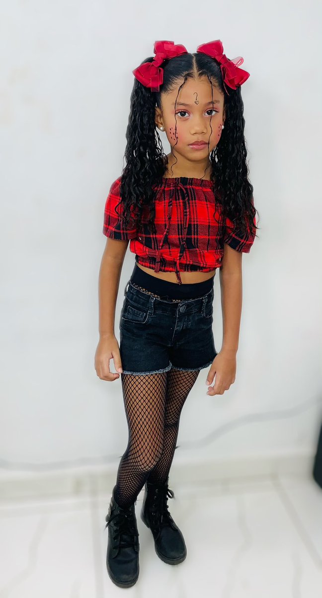 b_kessen's tweet photo. Tão linda minha caipira de mamãe 🥰👏

   #BomDiiia ✨ https://t.co/hCZB4pVS7J
