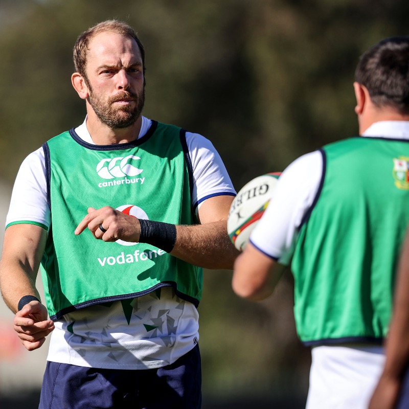 He. Is. Back. 🦁💪

#LionsRugby #CastleLionsSeries #LionsSA2021