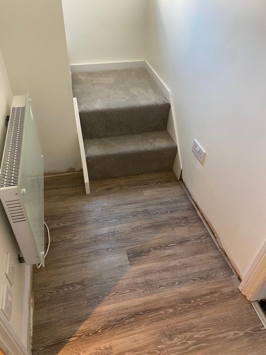 PjmFlooring's tweet photo. Luxury vinyl planks and carpet to stairs supplied and fitted to an outhouse this week. Looks great - nice, fresh and bright. Cal 01244 291900 for a free quotation #luxuryvinylspecialists #chestertweets https://t.co/tx6tYsui7k